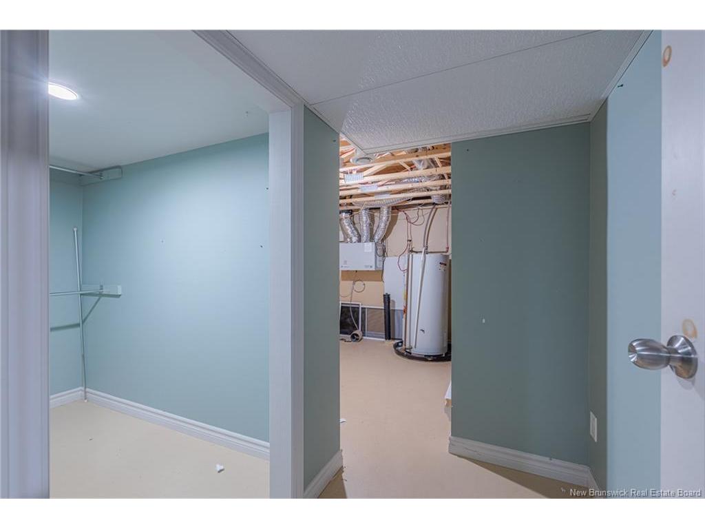









653


Rue Principale

,
Beresford,




NB
E8K 3X5

