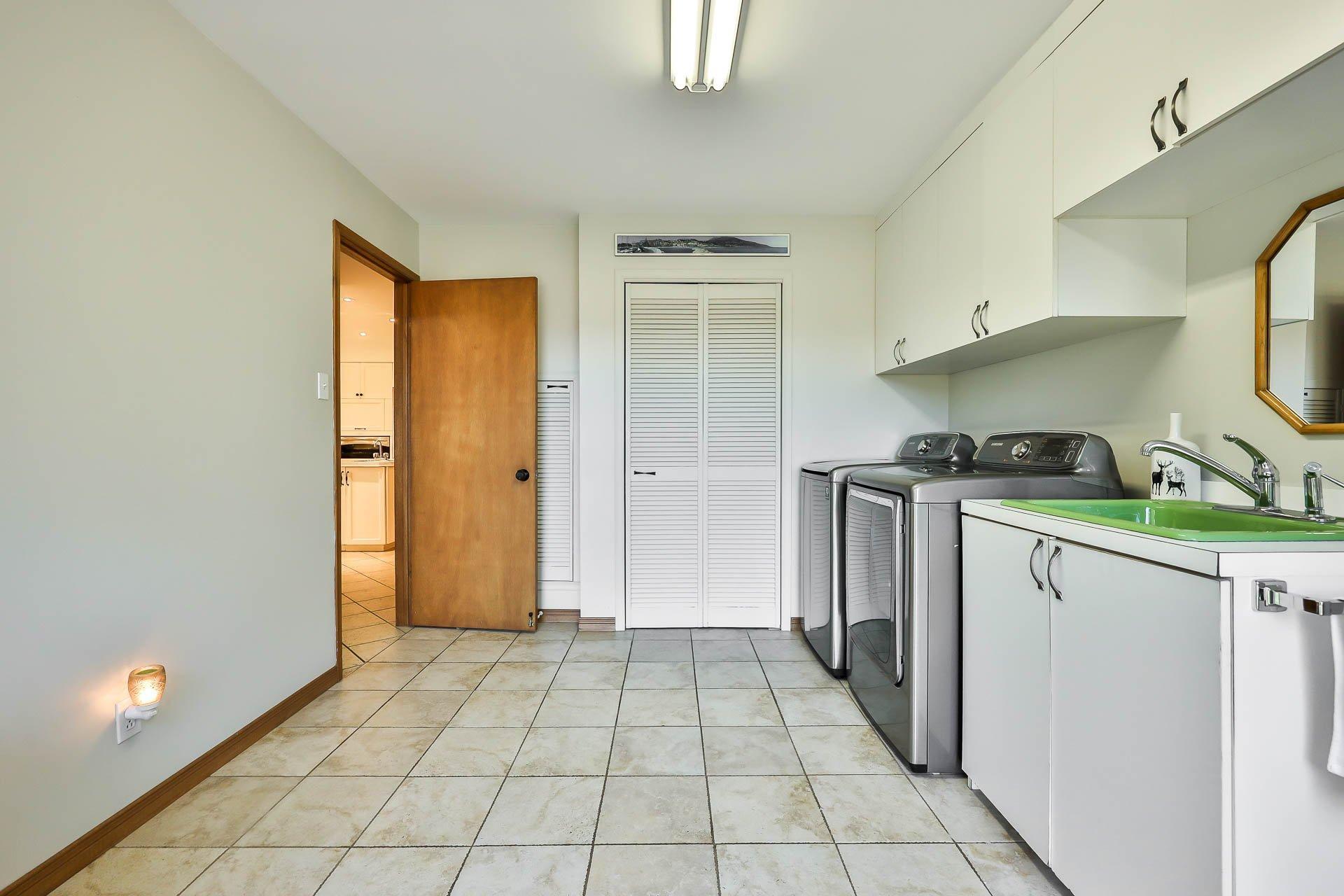 









511


Rg St-Louis

,
Saint-André-Avellin,







QC
J0V1W0

