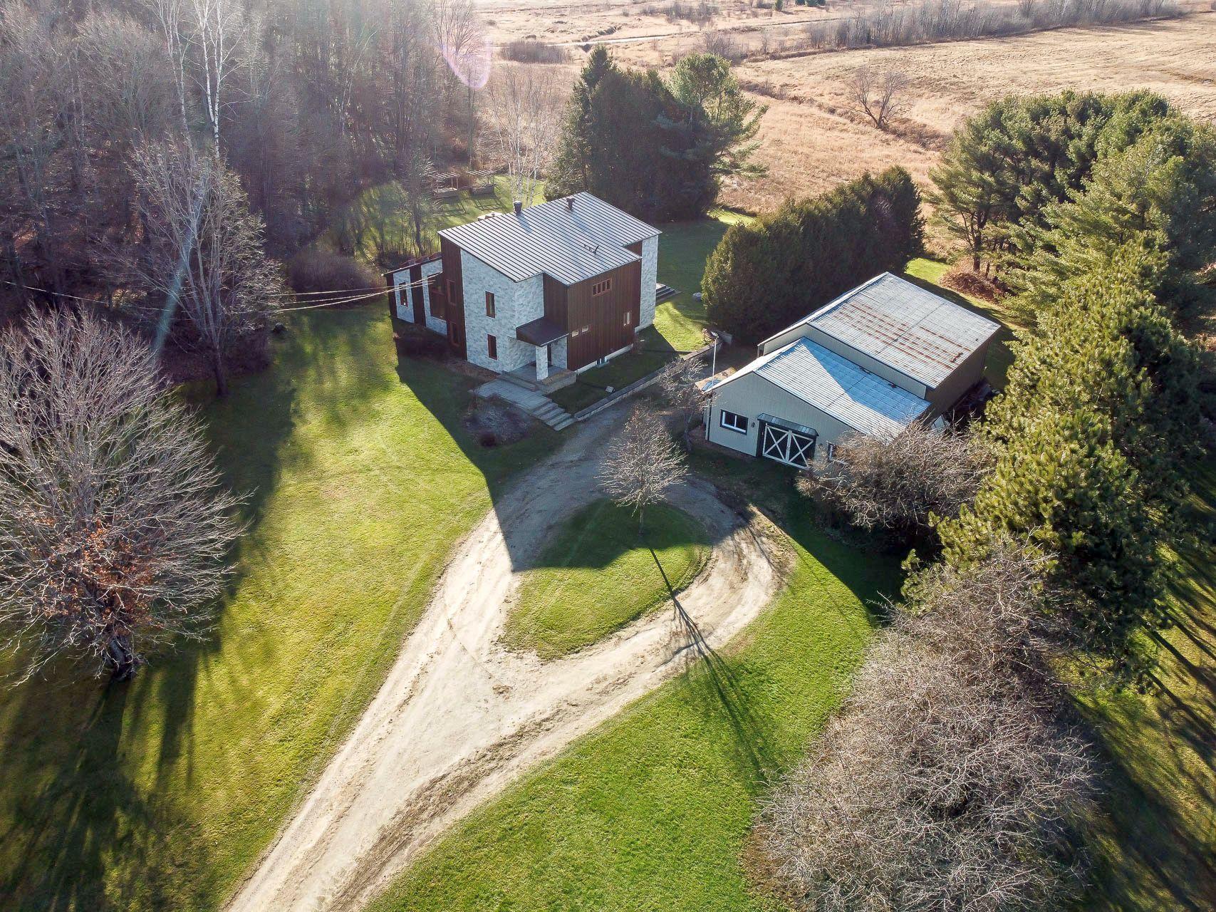 









511


Rg St-Louis

,
Saint-André-Avellin,







QC
J0V1W0

