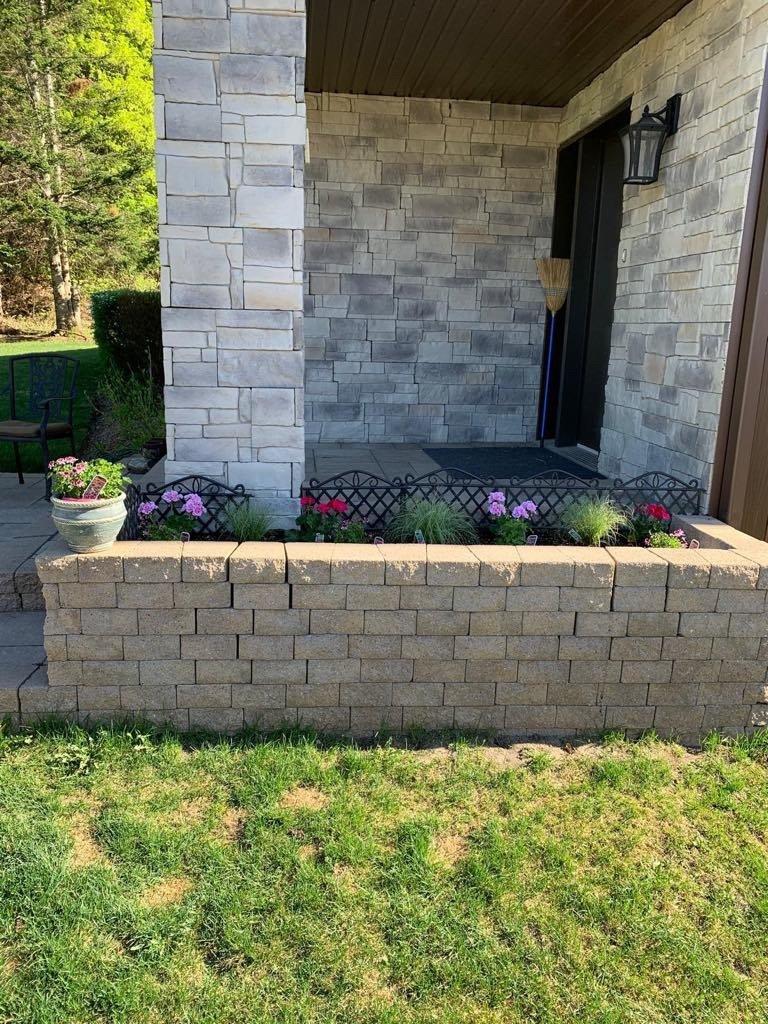 









511


Rg St-Louis

,
Saint-André-Avellin,







QC
J0V1W0

