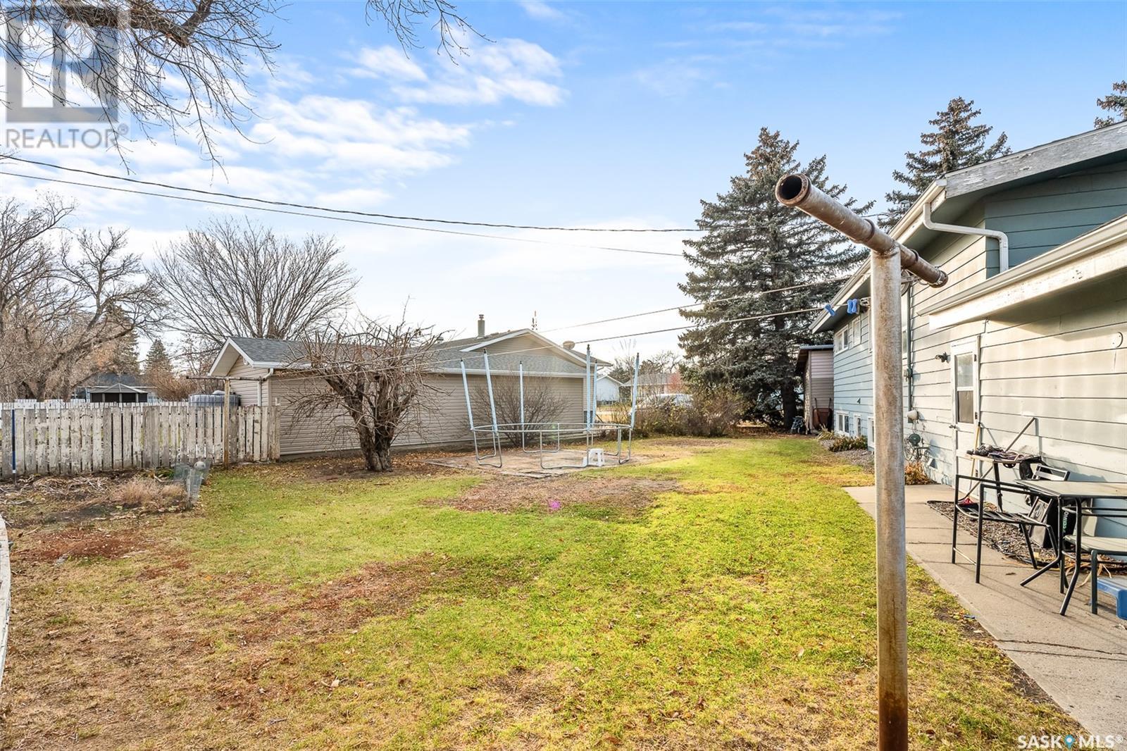 












315 Birch STREET

,
Caronport,




Saskatchewan
S0H0S0

