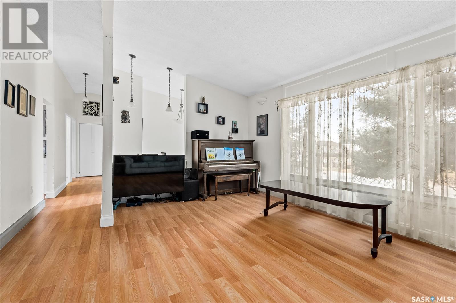 












315 Birch STREET

,
Caronport,




Saskatchewan
S0H0S0

