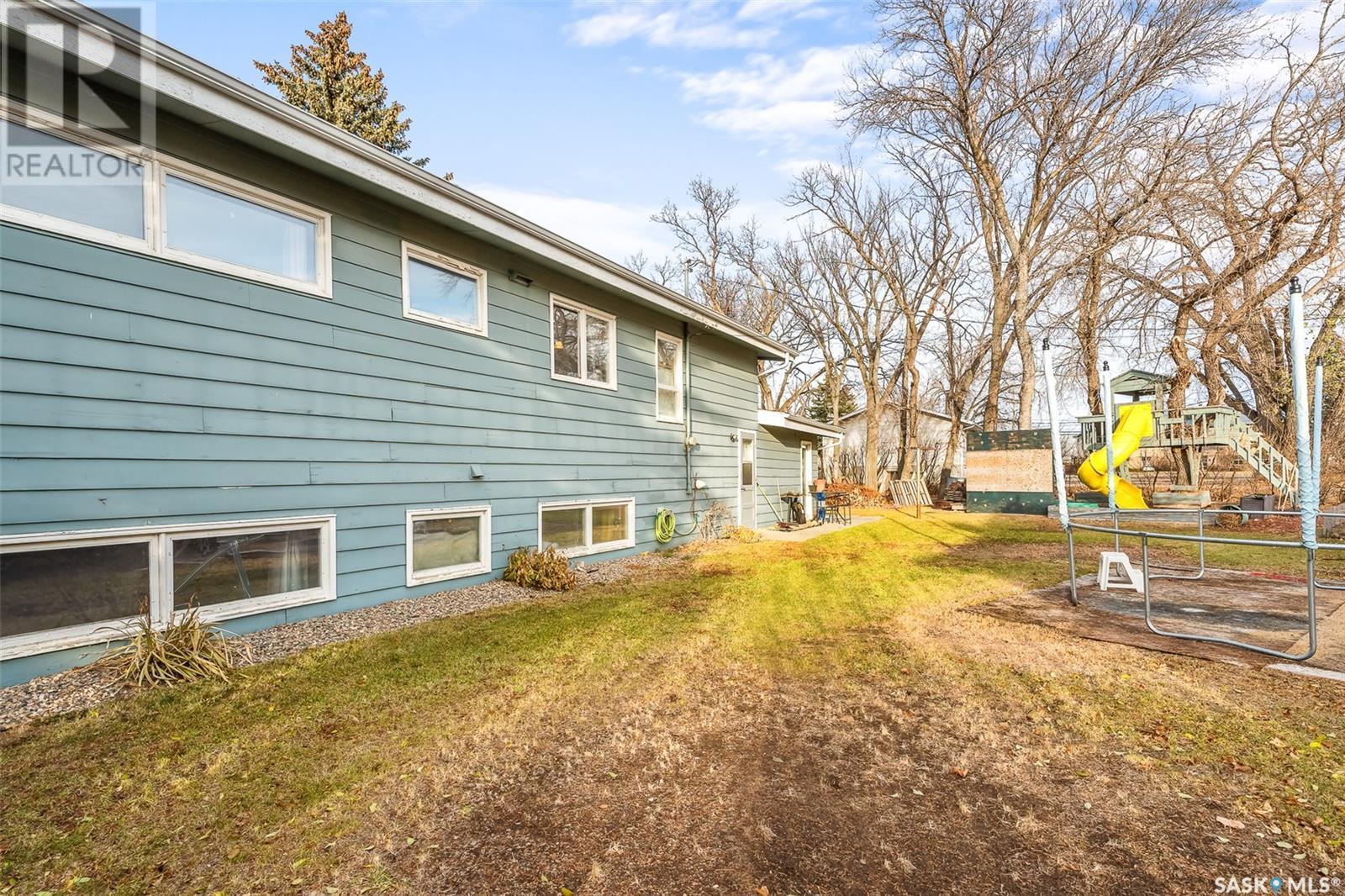 












315 Birch STREET

,
Caronport,




Saskatchewan
S0H0S0

