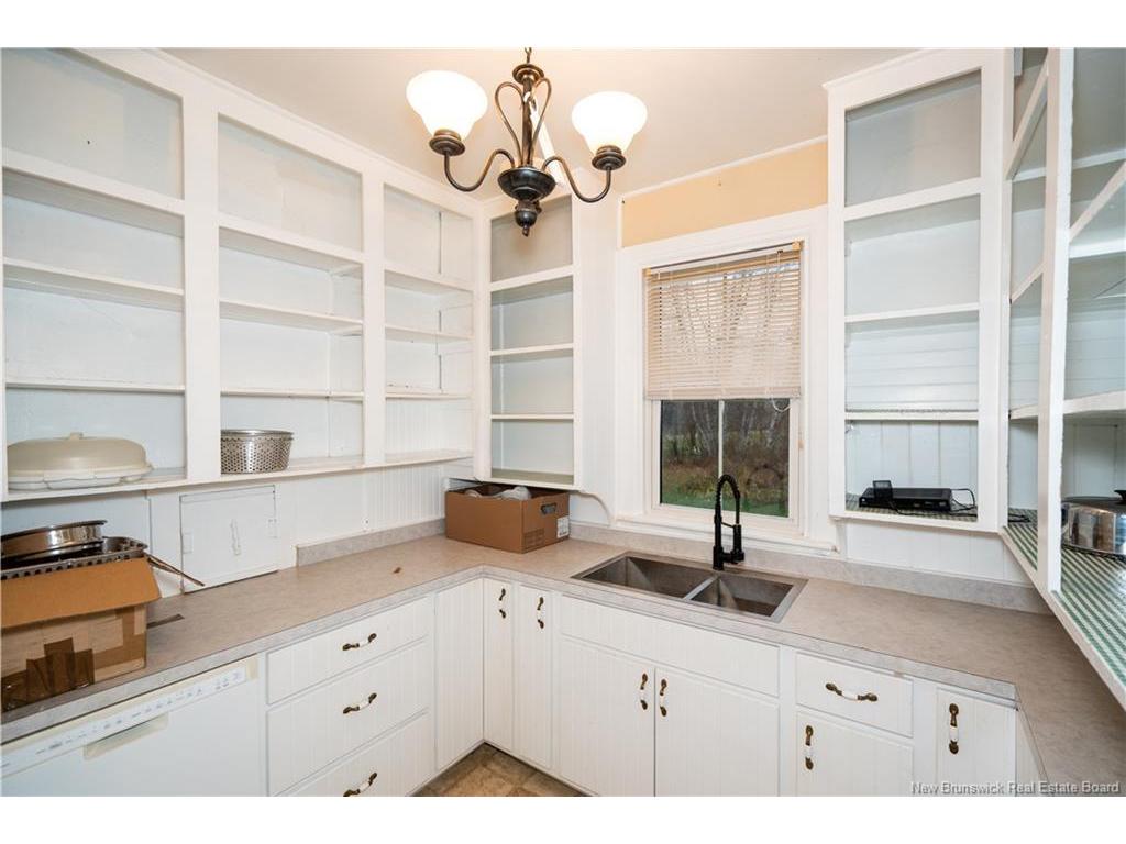 









28


Chapman

RD,
Newcastle Creek,




NB
E4B 2L6

