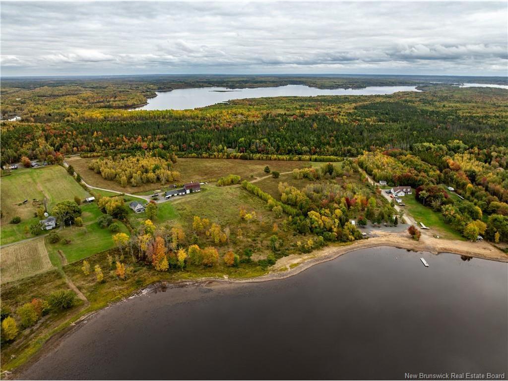 









28


Chapman

RD,
Newcastle Creek,




NB
E4B 2L6

