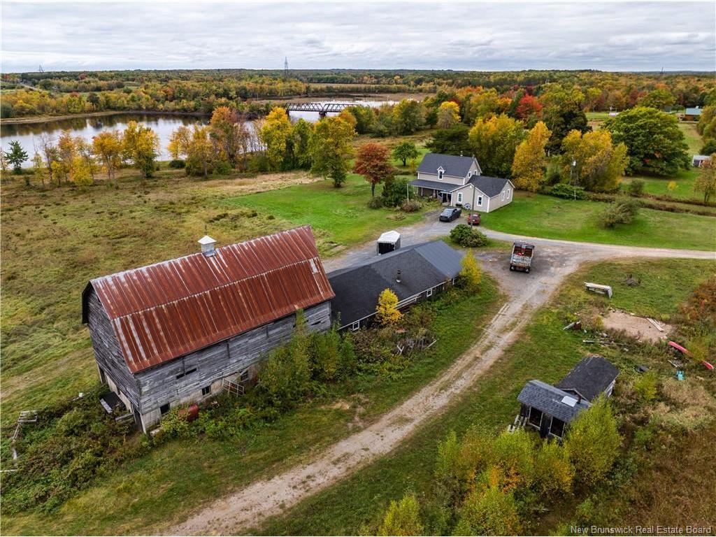 









28


Chapman

RD,
Newcastle Creek,




NB
E4B 2L6

