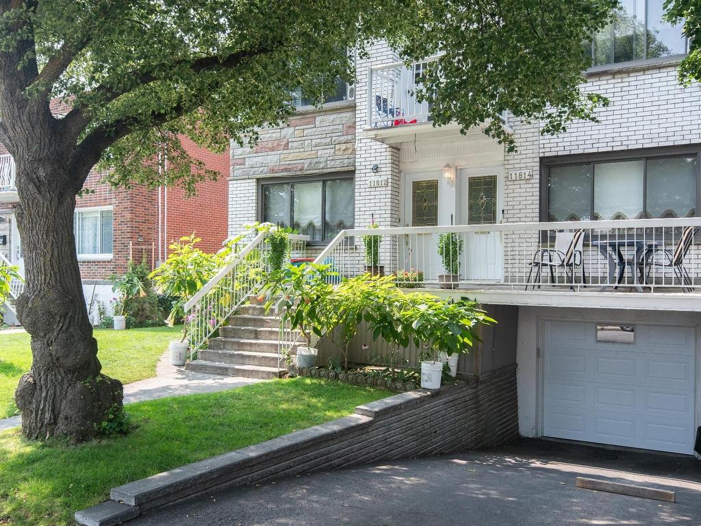 









11812

 - 11814


Rue Michel-Sarrazin

,
Montréal (Ahuntsic-Cartierville),




QC
H4J2G5

