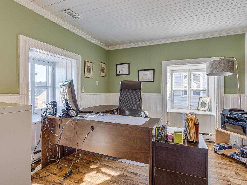 









10


Mtée Robert

,
Saint-Basile-le-Grand,




QC
J3N1L7

