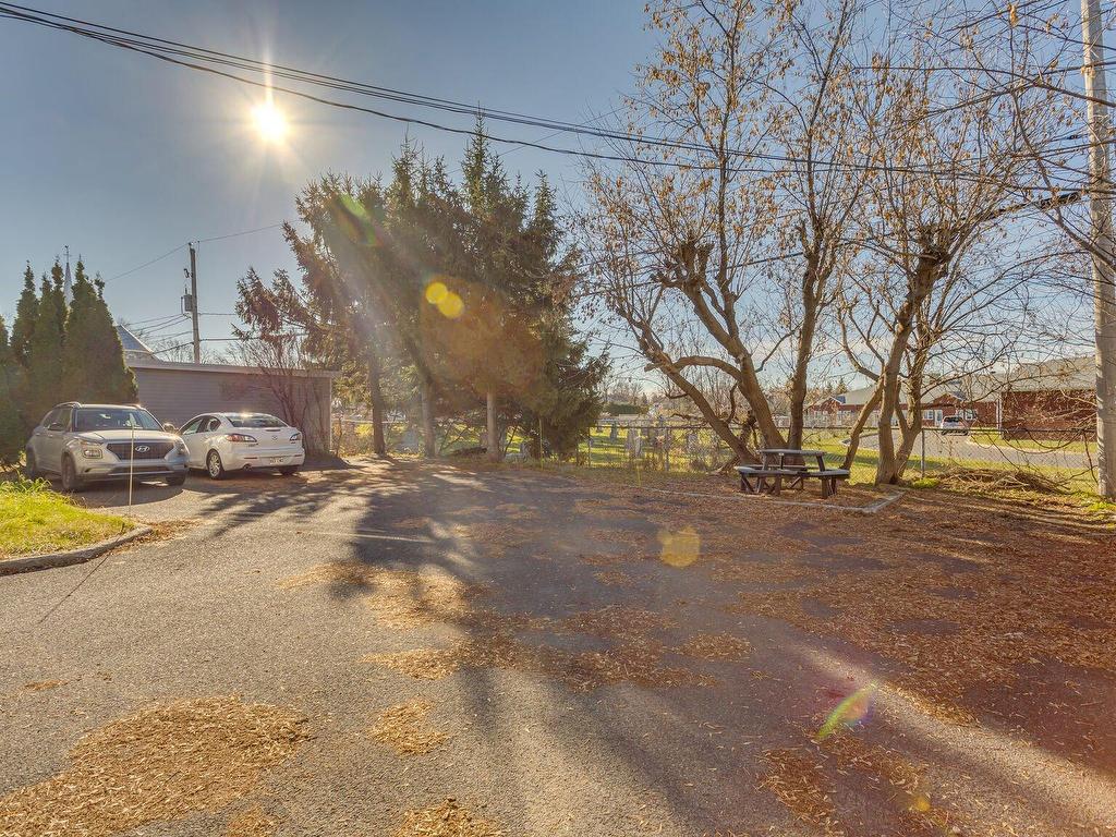 









10


Mtée Robert

,
Saint-Basile-le-Grand,




QC
J3N1L7

