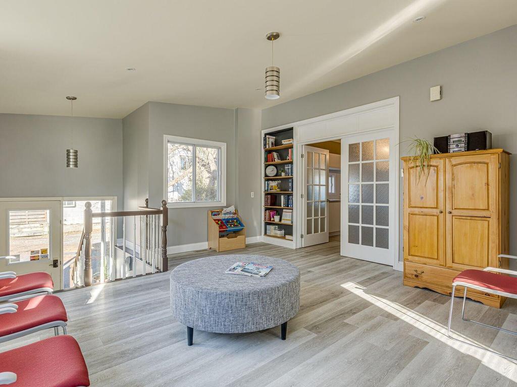 









10


Mtée Robert

,
Saint-Basile-le-Grand,




QC
J3N1L7

