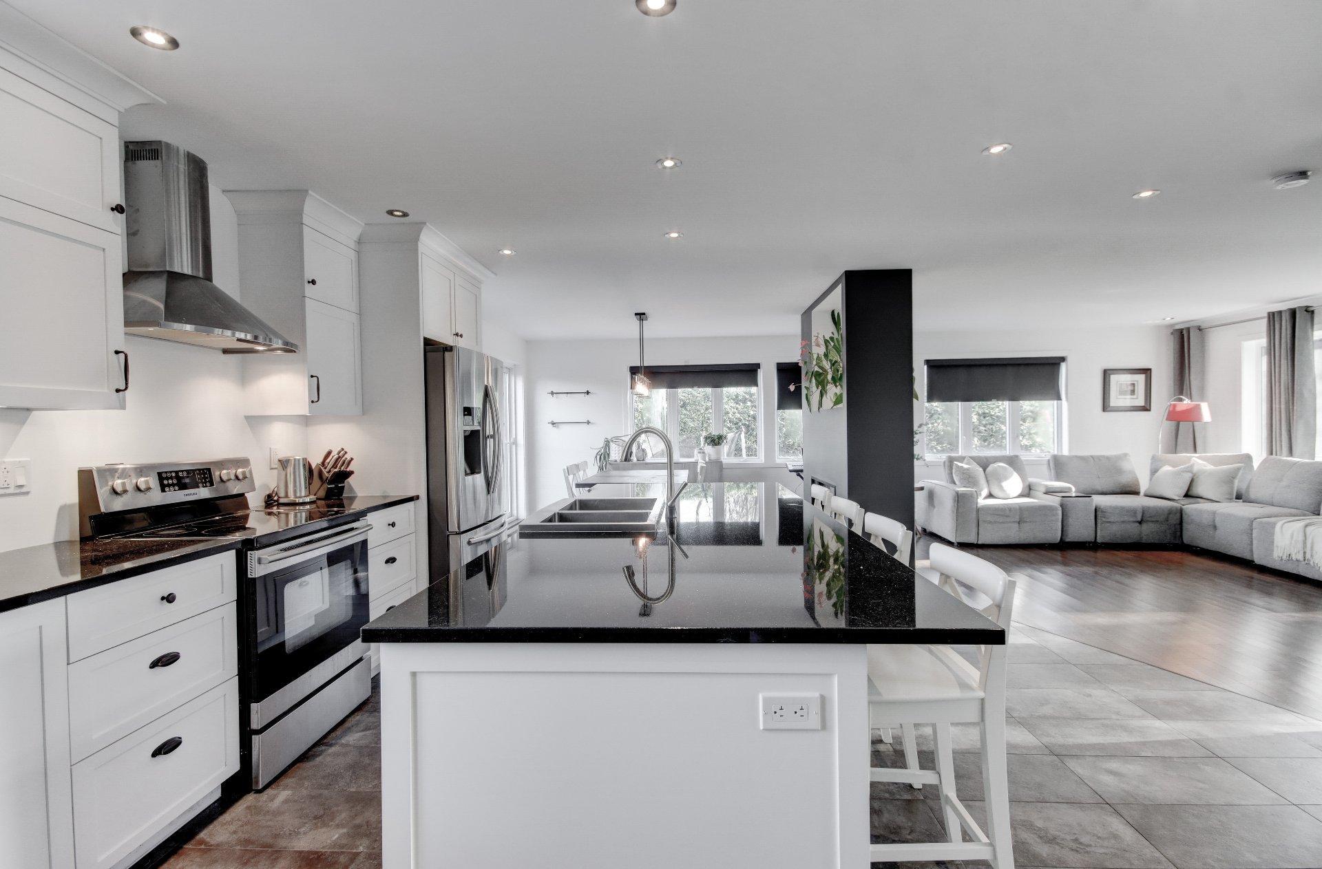 









1160


Rue De Bougainville

,
Saint-Bruno-de-Montarville,




QC
J3V3E7

