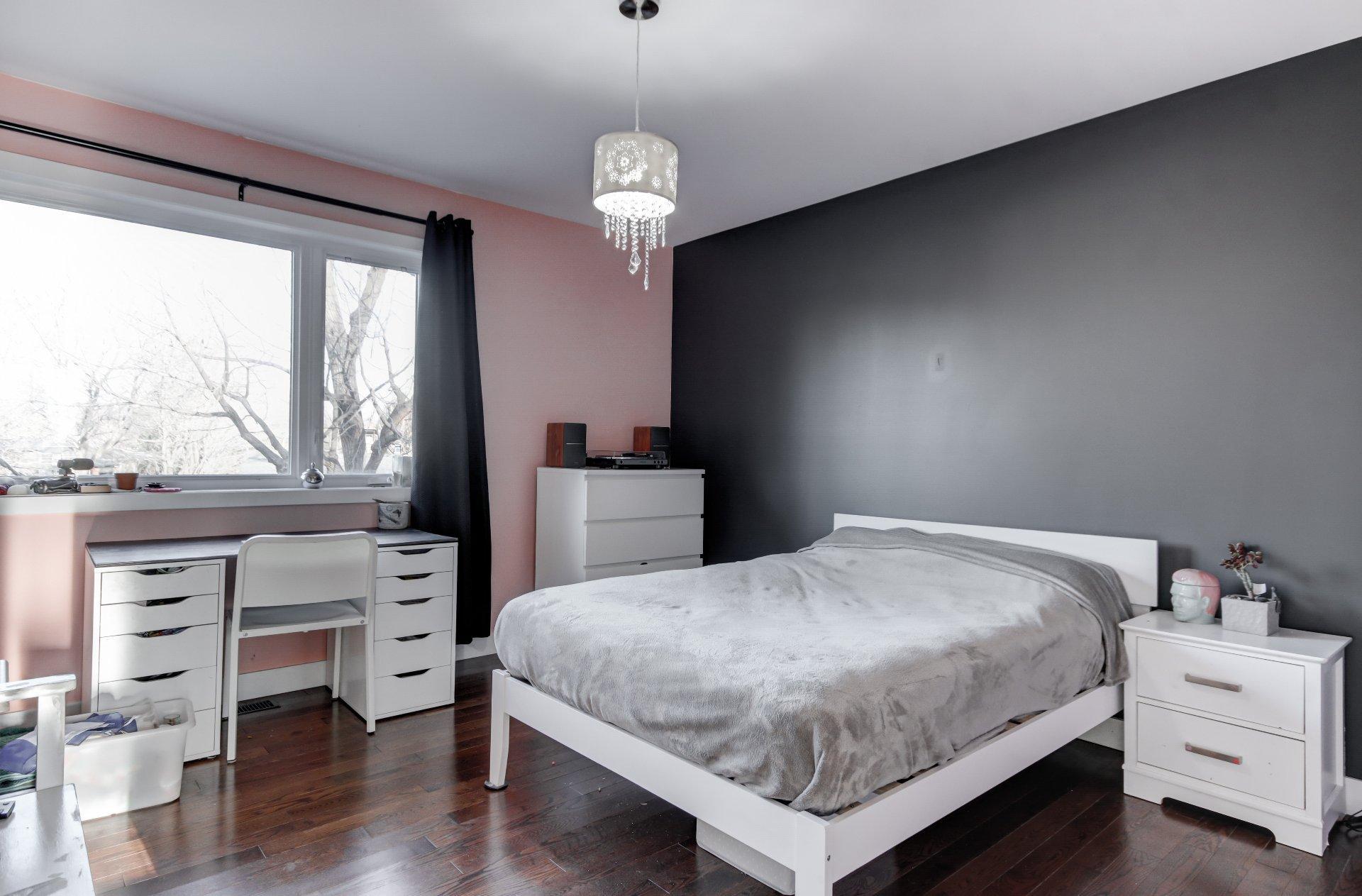 









1160


Rue De Bougainville

,
Saint-Bruno-de-Montarville,




QC
J3V3E7

