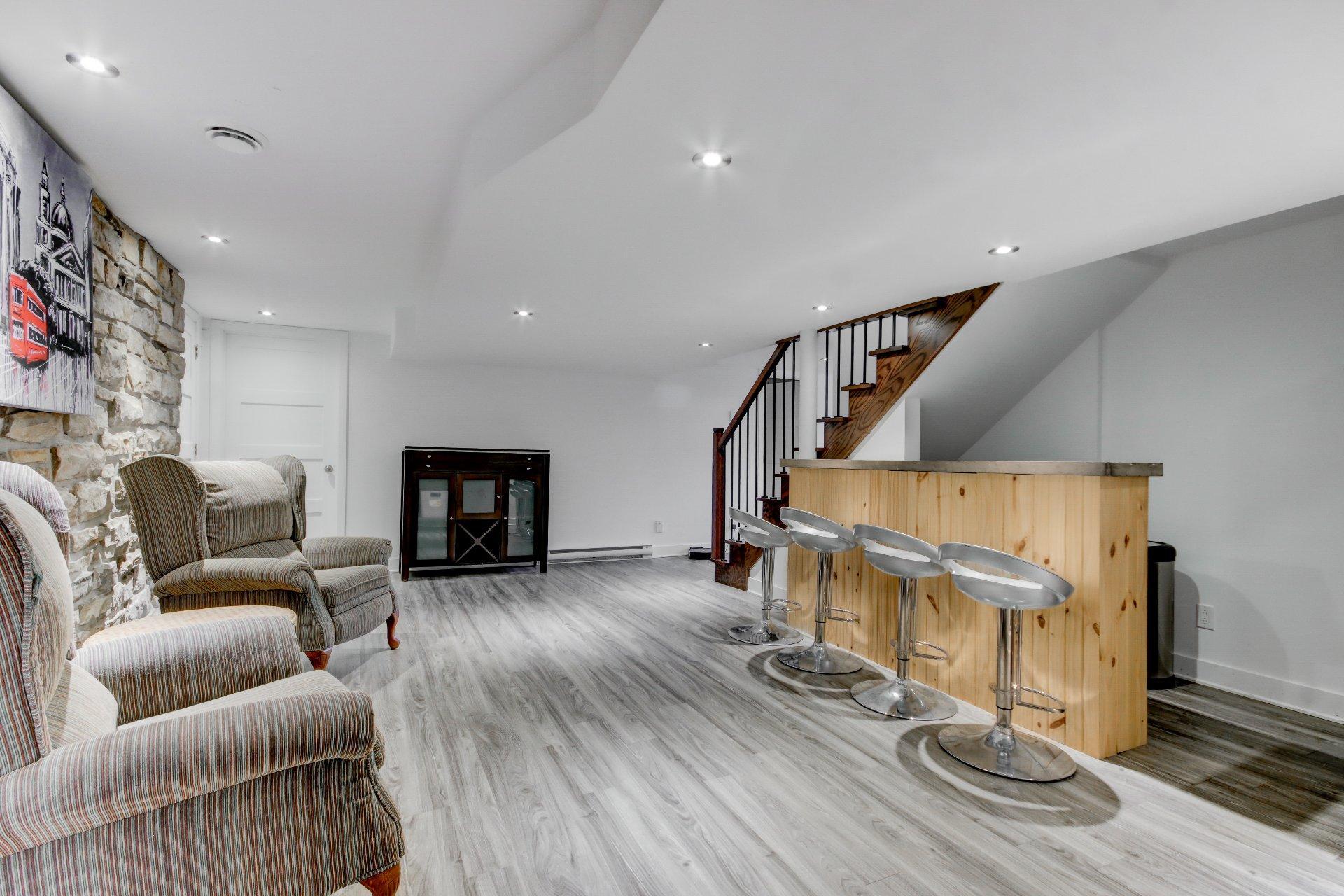 









1160


Rue De Bougainville

,
Saint-Bruno-de-Montarville,




QC
J3V3E7

