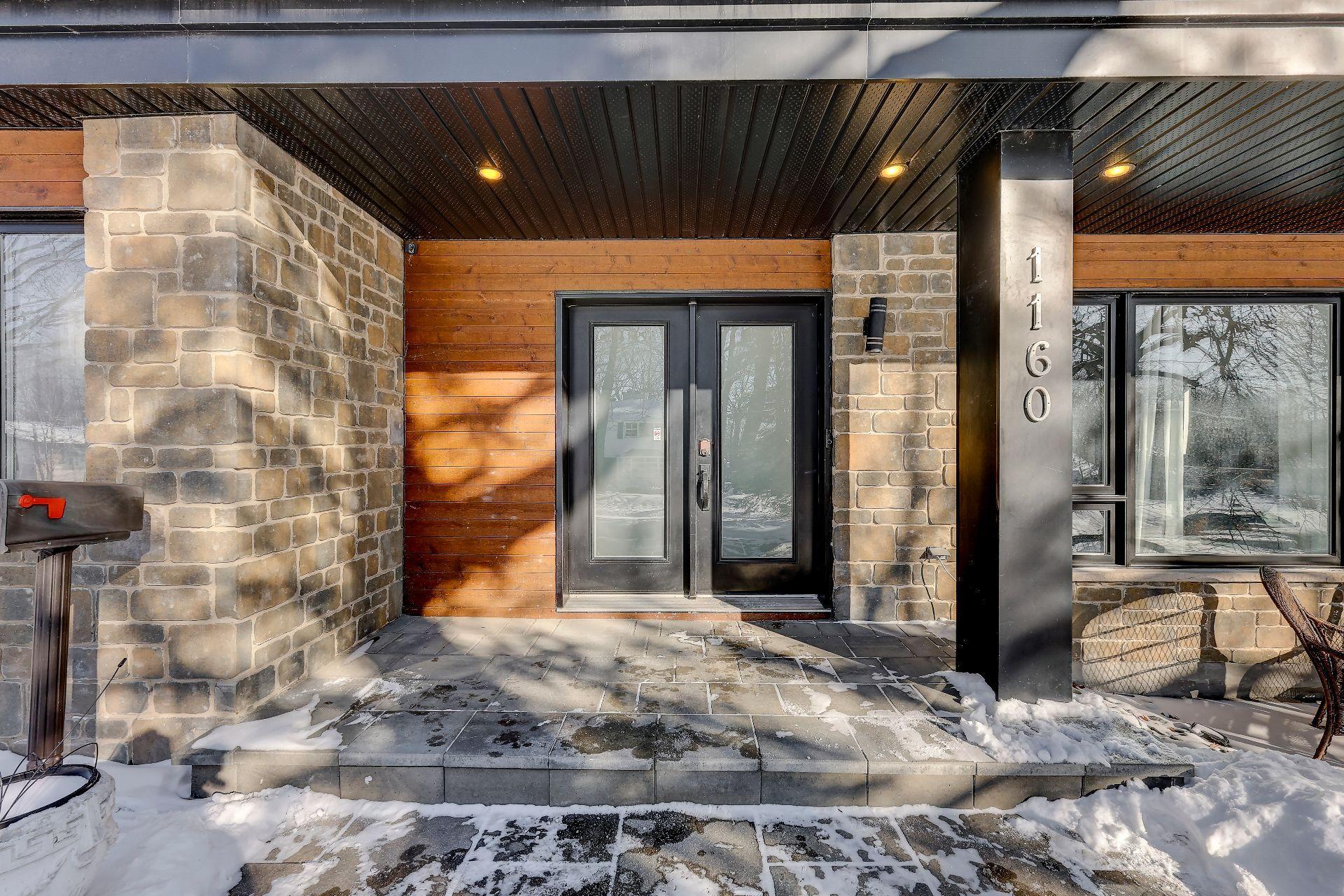 









1160


Rue De Bougainville

,
Saint-Bruno-de-Montarville,




QC
J3V3E7


