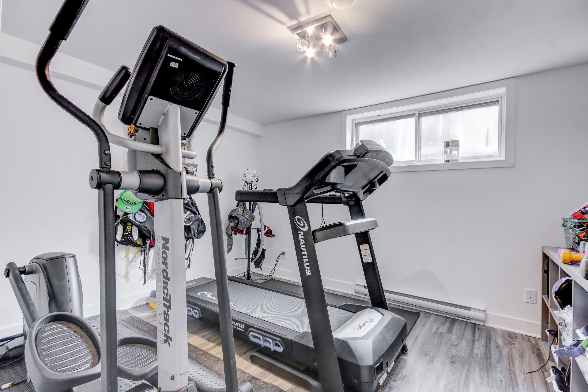 









1160


Rue De Bougainville

,
Saint-Bruno-de-Montarville,




QC
J3V3E7

