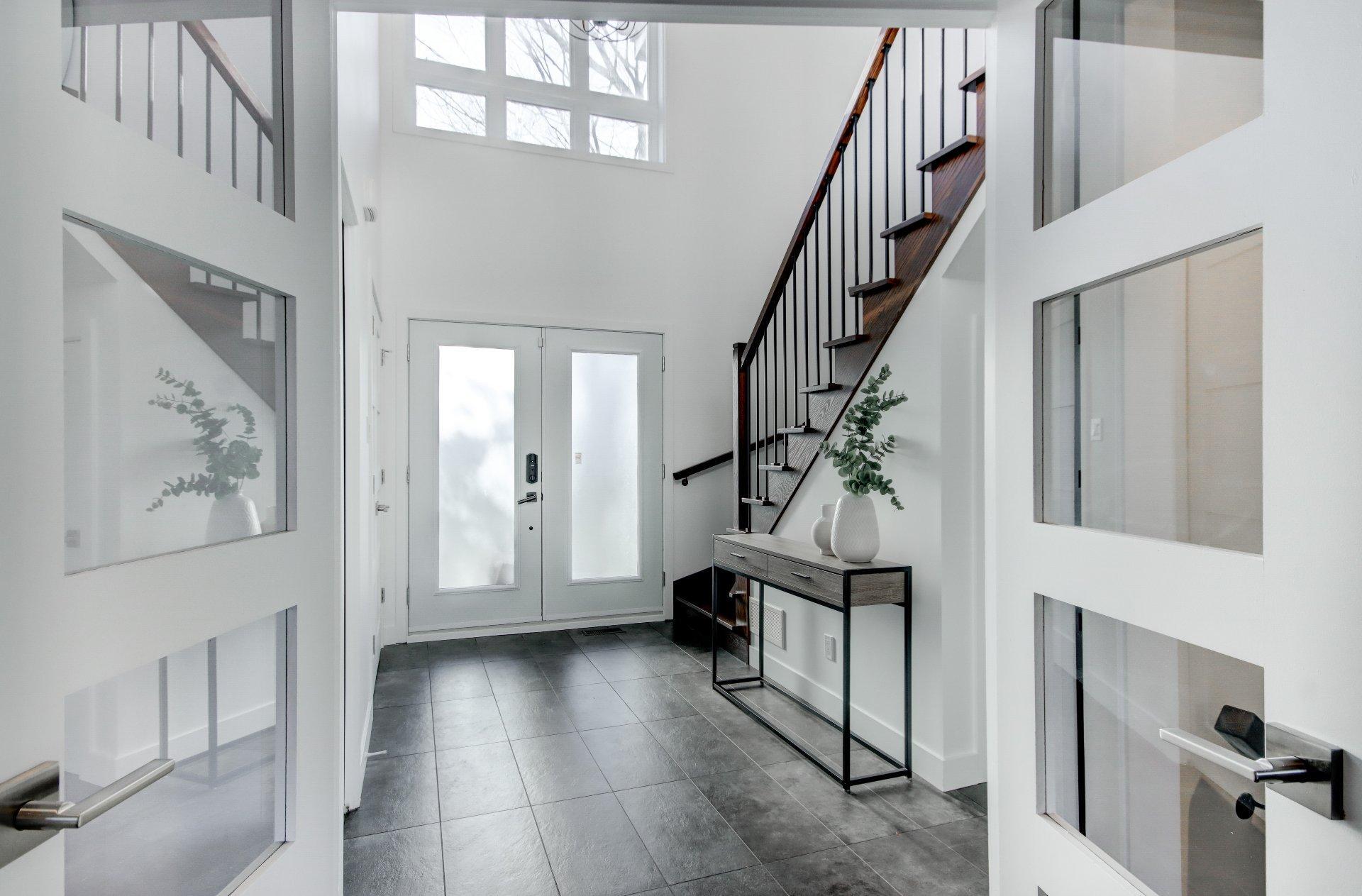 









1160


Rue De Bougainville

,
Saint-Bruno-de-Montarville,




QC
J3V3E7

