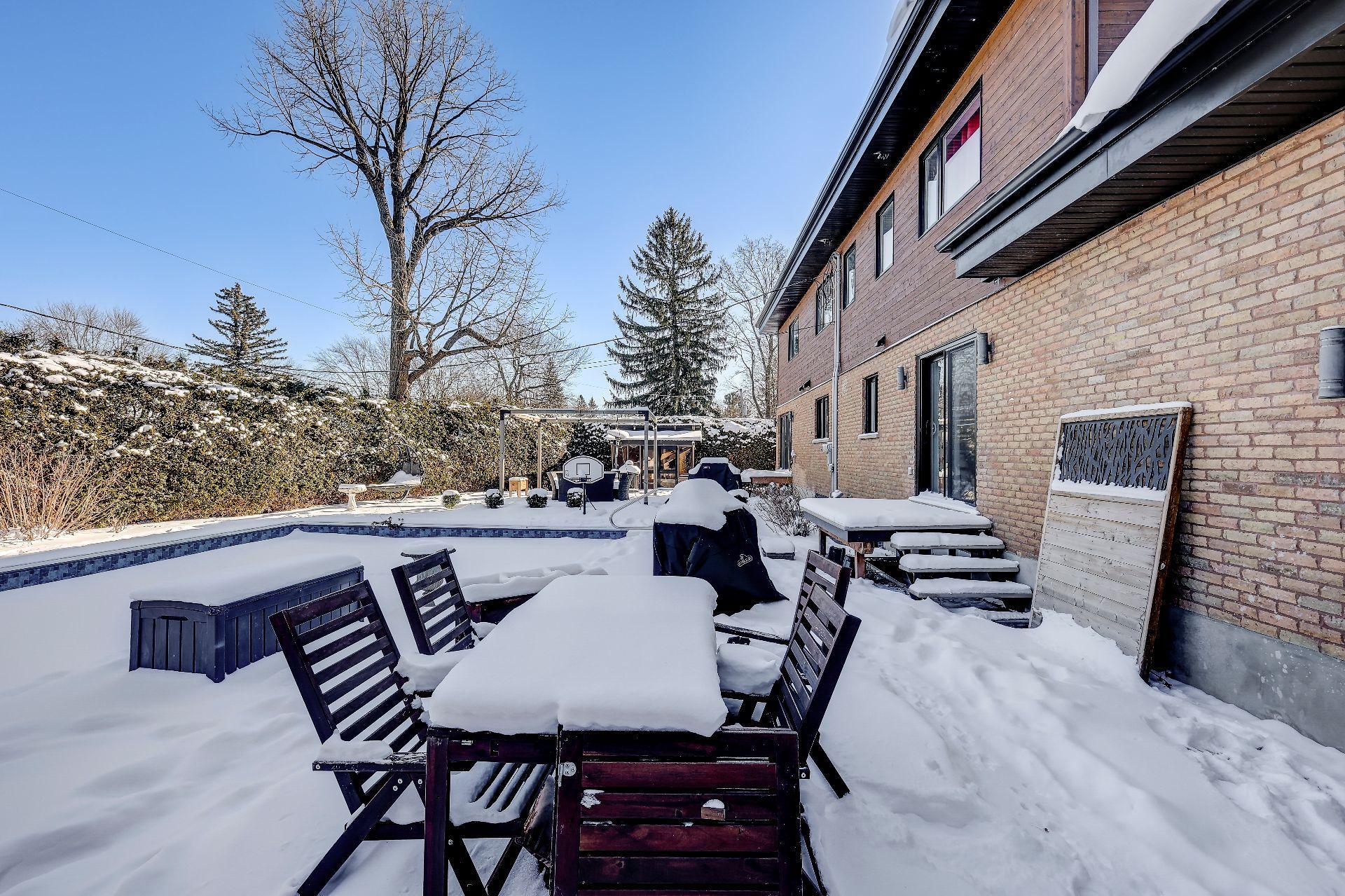 









1160


Rue De Bougainville

,
Saint-Bruno-de-Montarville,




QC
J3V3E7

