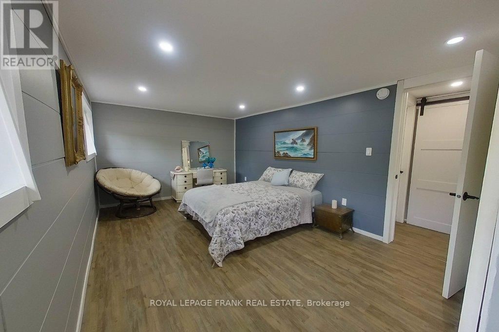 












4053 COUNTY RD 36

,
Trent Lakes,




Ontario
K0L1J0

