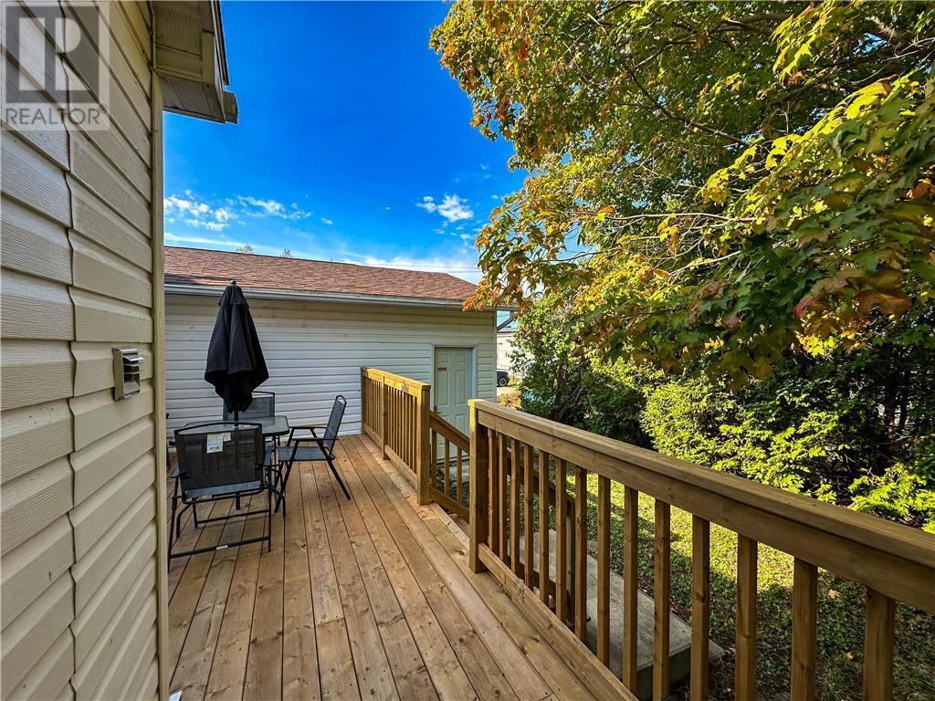 












10 Campbell Street E

,
Little Current,




Ontario
P0P1K0

