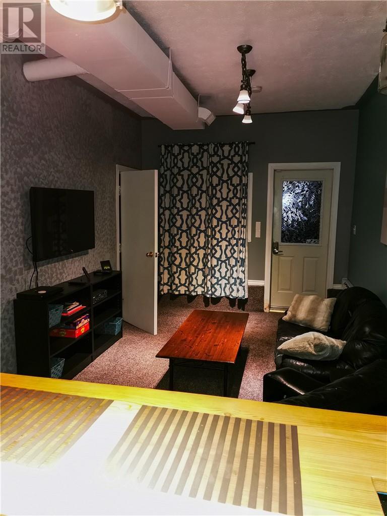 












10 Campbell Street E

,
Little Current,




Ontario
P0P1K0

