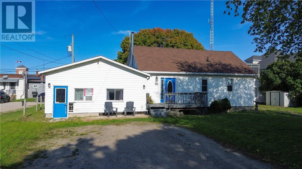 












10 Campbell Street E

,
Little Current,




Ontario
P0P1K0

