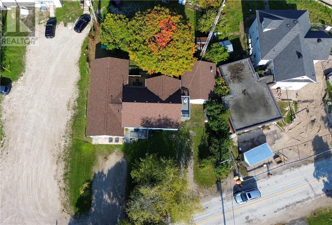 












10 Campbell Street E

,
Little Current,




Ontario
P0P1K0

