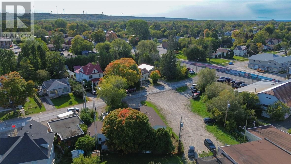 












10 Campbell Street E

,
Little Current,




Ontario
P0P1K0

