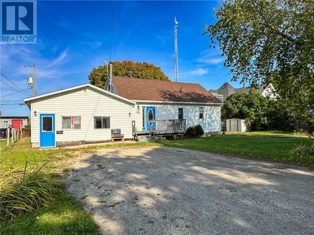 












10 Campbell Street E

,
Little Current,




Ontario
P0P1K0

