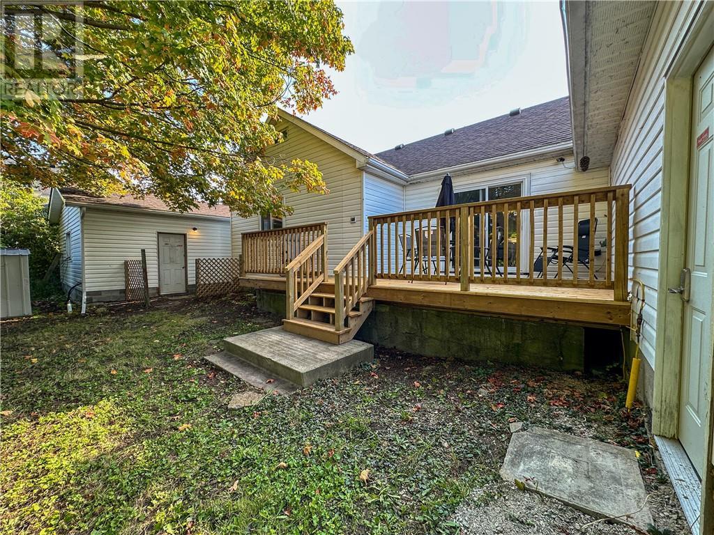 












10 Campbell Street E

,
Little Current,




Ontario
P0P1K0

