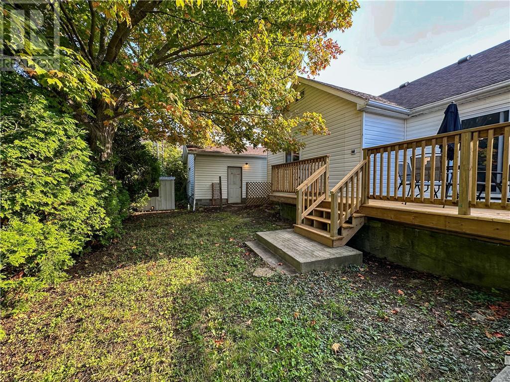 












10 Campbell Street E

,
Little Current,




Ontario
P0P1K0

