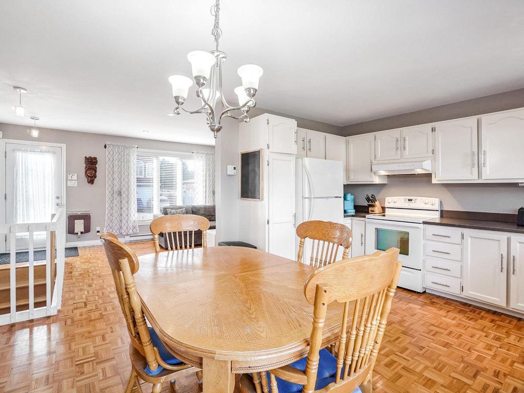 









89


31e Avenue

,
Saint-Eustache,




QC
J7P2X3

