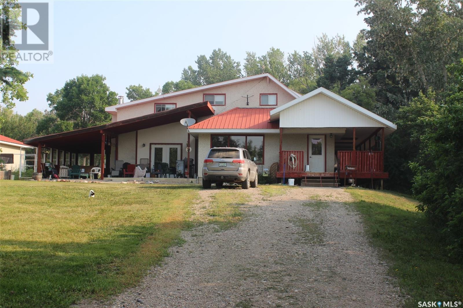 












Large Cattle Ranch

,
Lacadena Rm No. 228,







Saskatchewan
S0L1V0

