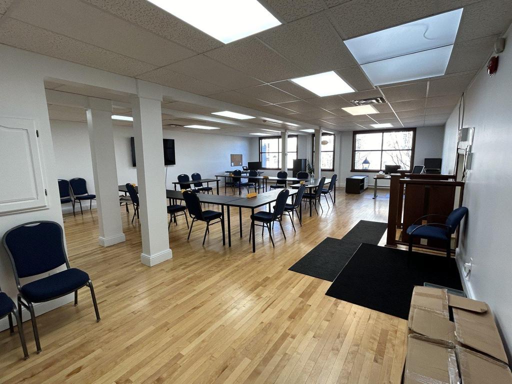 









234


Rue Parent

,
Saint-Jérôme,




QC
J7Z1Z7

