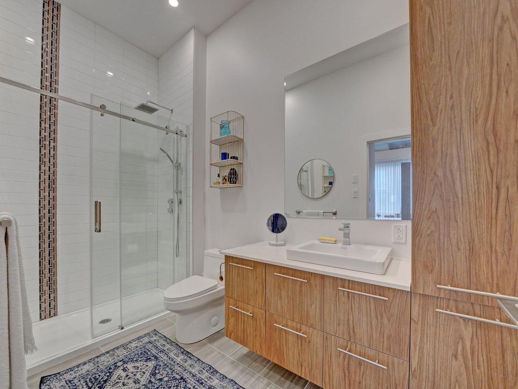 









40


Rue d'Ambre

, 102,
Candiac,




QC
J5S0S3

