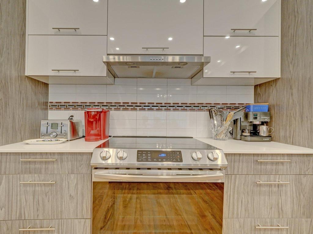 









40


Rue d'Ambre

, 102,
Candiac,




QC
J5S0S3

