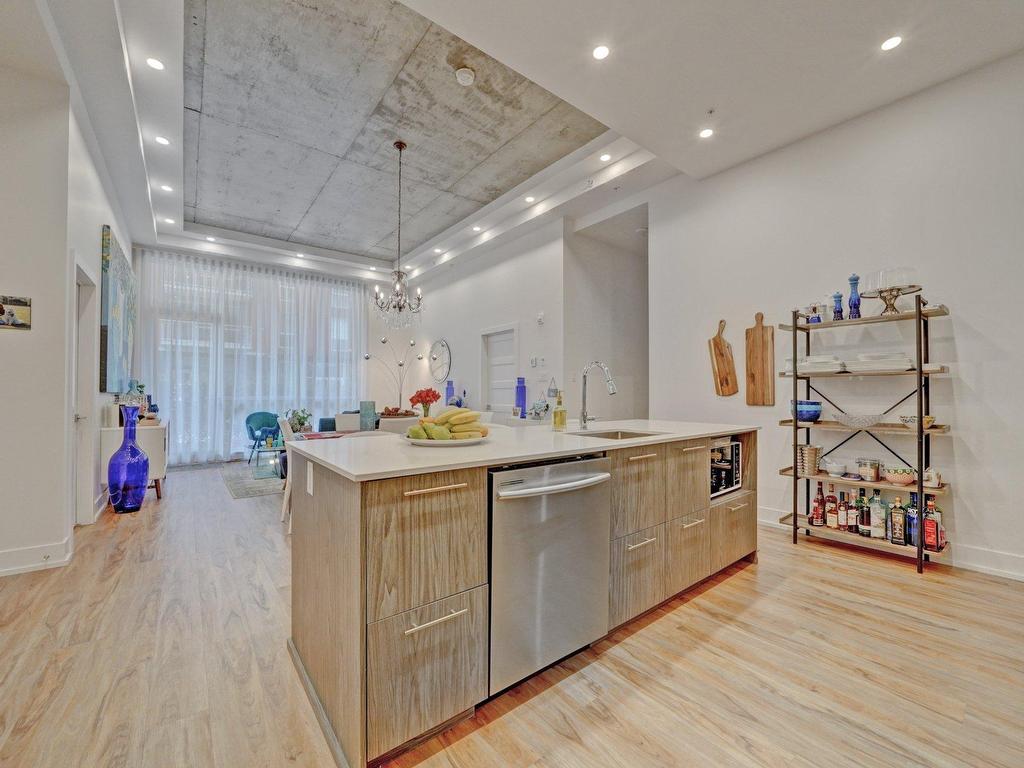 









40


Rue d'Ambre

, 102,
Candiac,




QC
J5S0S3

