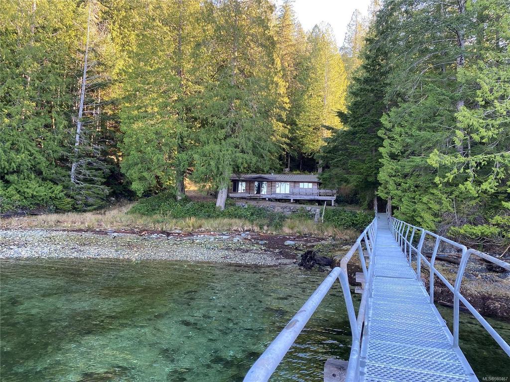 









DL 904


QUARTZ

Bay,
Cortes Island,




BC
V0V 0V0

