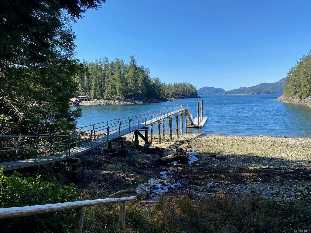 









DL 904


QUARTZ

Bay,
Cortes Island,




BC
V0V 0V0


