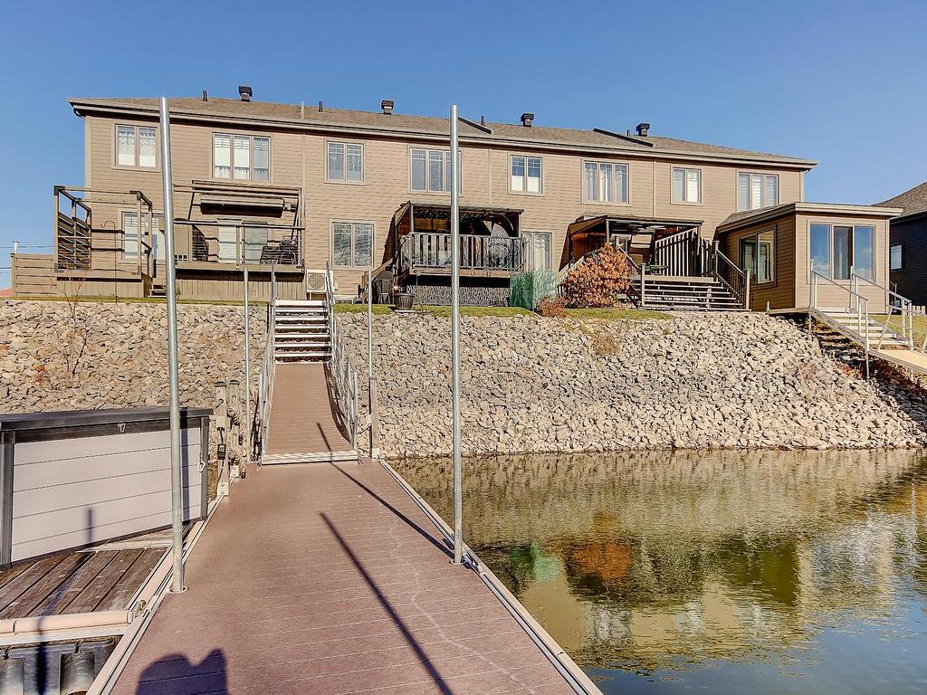 









12


62e Avenue

,
Saint-Paul-de-l'Île-aux-Noix,




QC
J0J1G0

