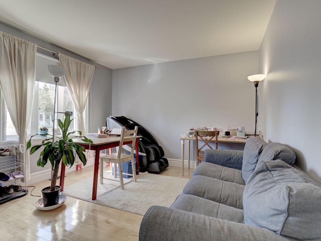 









1479


Rue Albert

,
Longueuil (Saint-Hubert),




QC
J4T1T7

