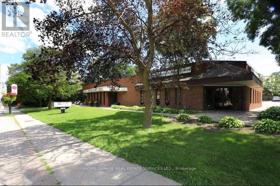 












1654 LAKESHORE ROAD W

,
Mississauga,




Ontario
L5J1J3

