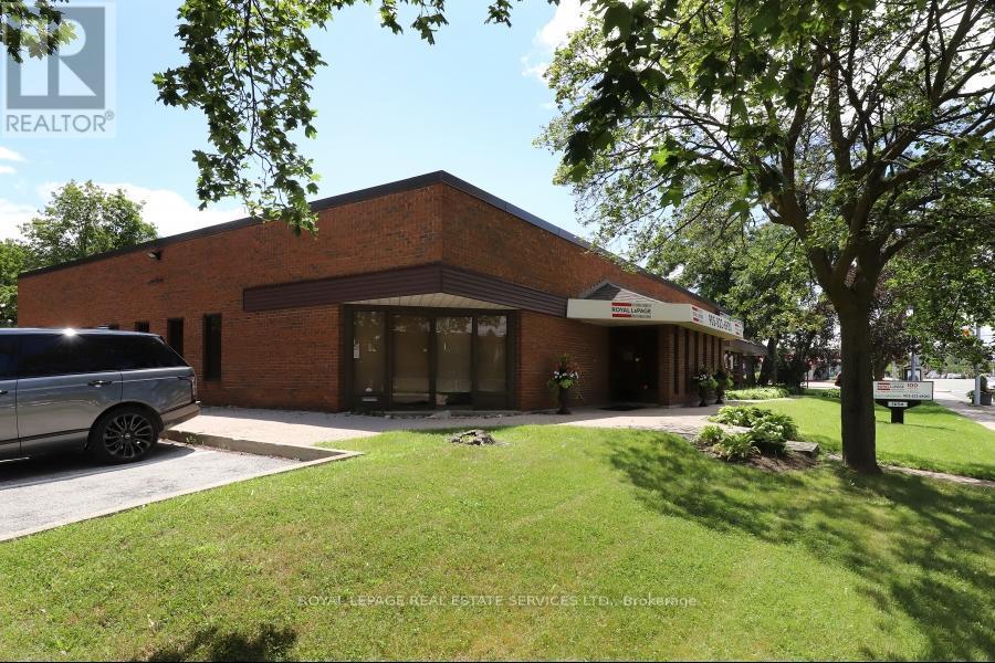 












1654 LAKESHORE ROAD W

,
Mississauga,




Ontario
L5J1J3

