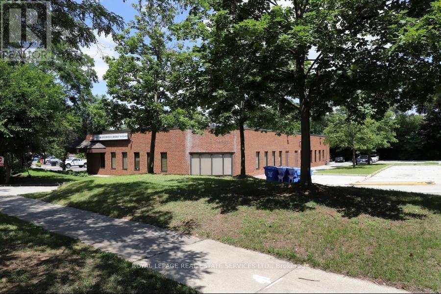 












1654 LAKESHORE ROAD W

,
Mississauga,




Ontario
L5J1J3

