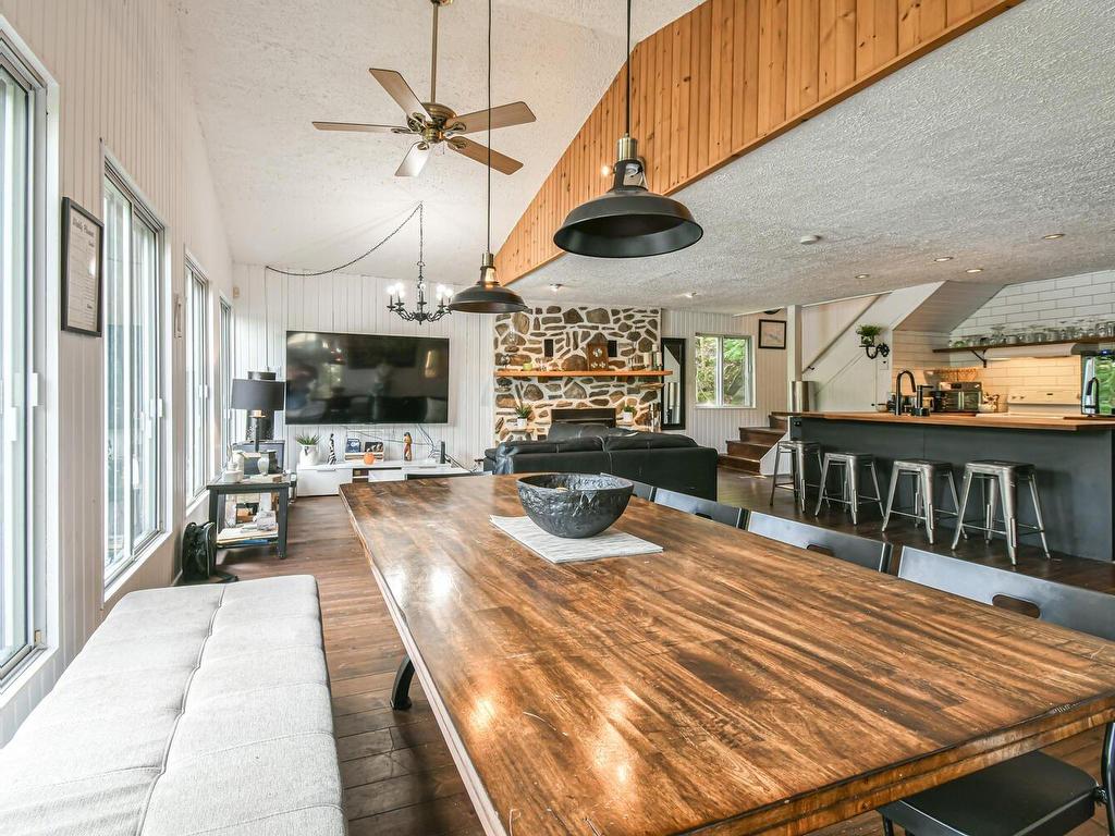 









3469


Ch. Paiement

,
Sainte-Agathe-des-Monts,




QC
J8C0P5

