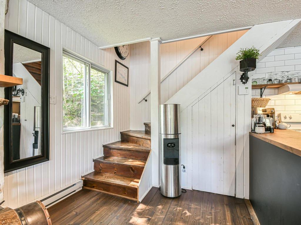 









3469


Ch. Paiement

,
Sainte-Agathe-des-Monts,




QC
J8C0P5

