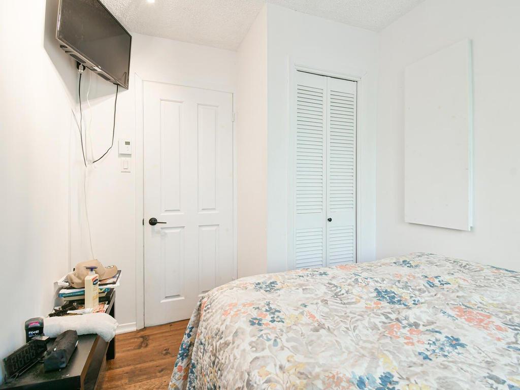 









3469


Ch. Paiement

,
Sainte-Agathe-des-Monts,




QC
J8C0P5

