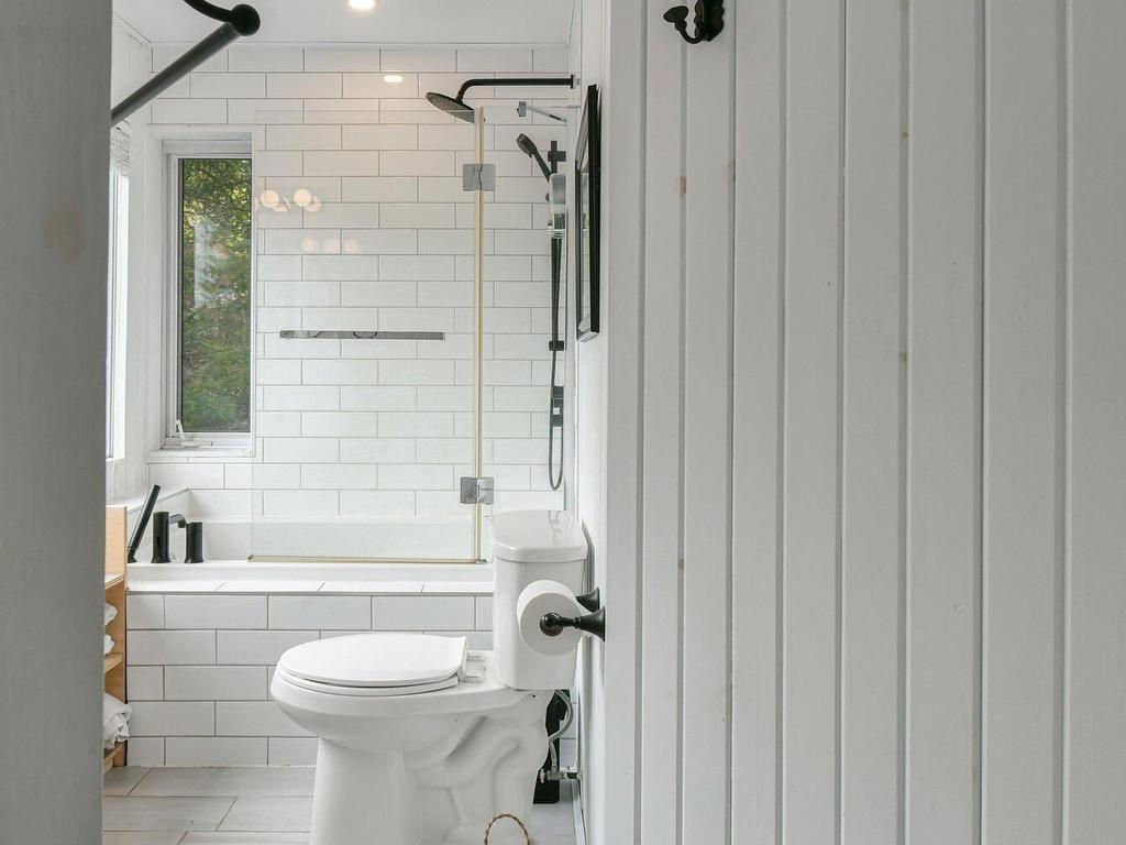 









3469


Ch. Paiement

,
Sainte-Agathe-des-Monts,




QC
J8C0P5

