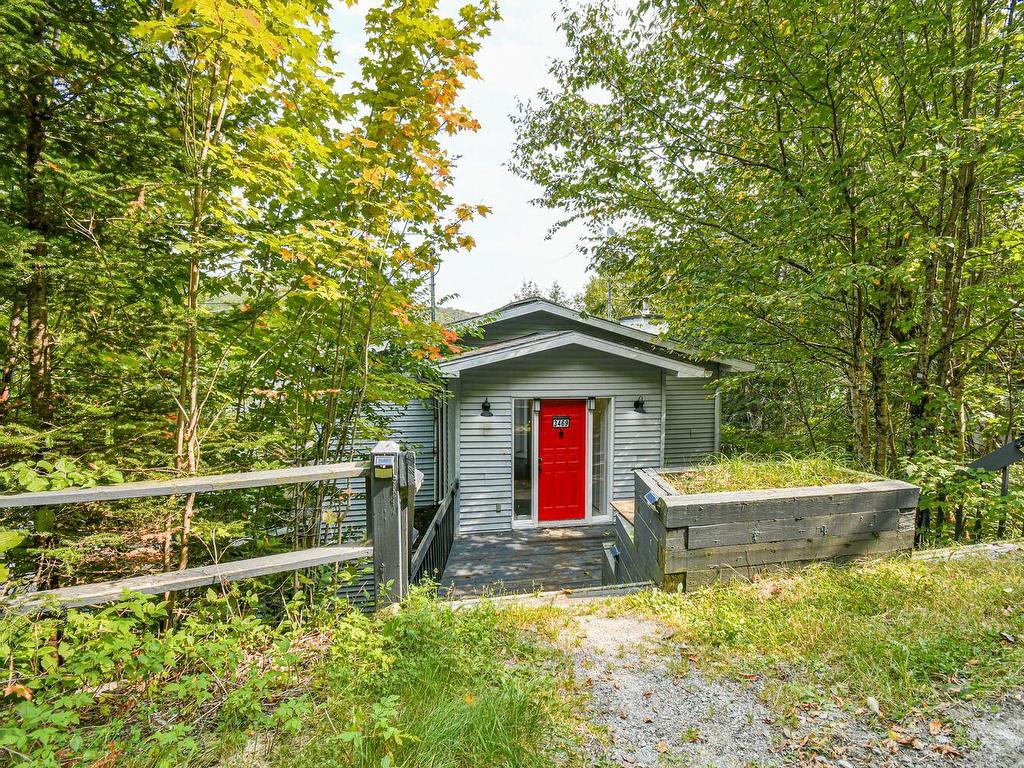 









3469


Ch. Paiement

,
Sainte-Agathe-des-Monts,




QC
J8C0P5

