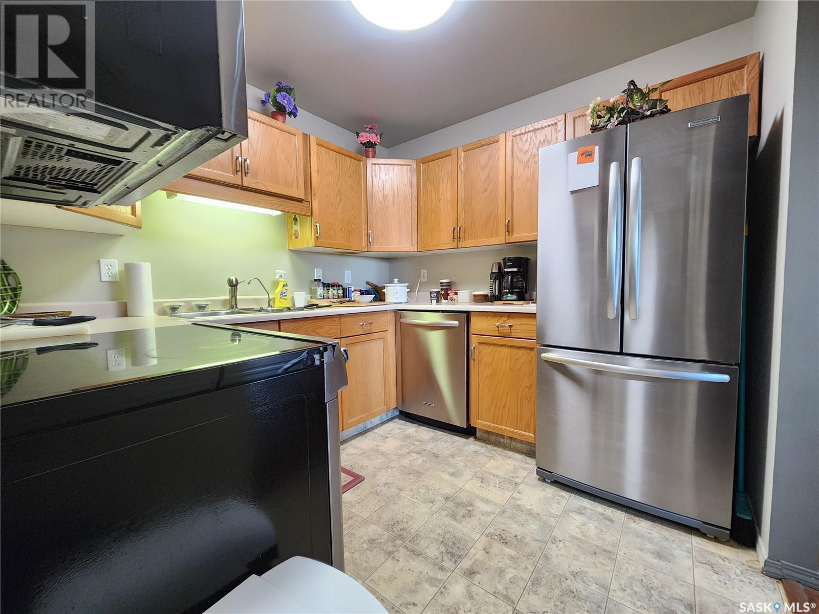












105 102 1st AVENUE

,
Caronport,




Saskatchewan
S0H0S0

