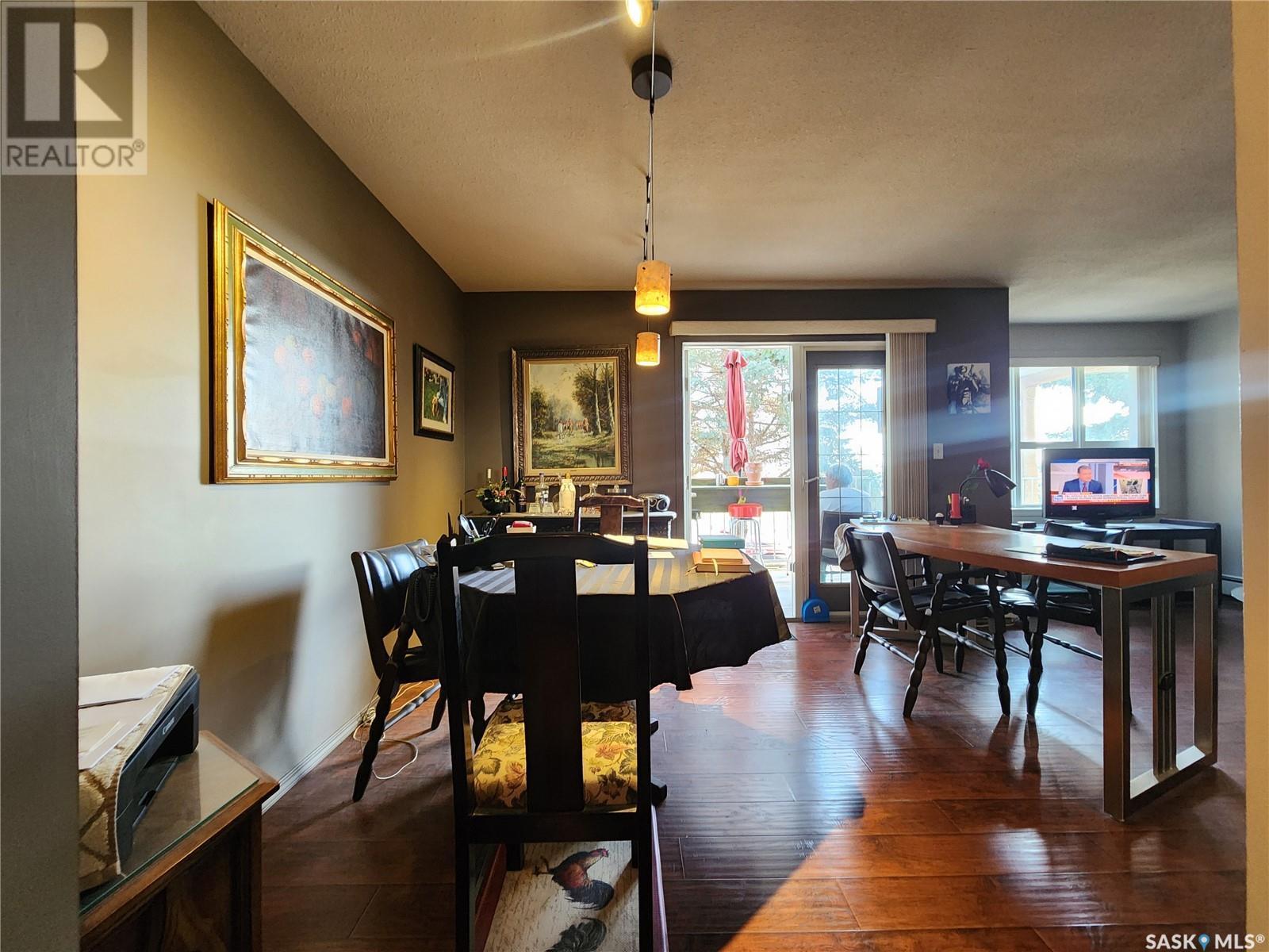 












105 102 1st AVENUE

,
Caronport,




Saskatchewan
S0H0S0

